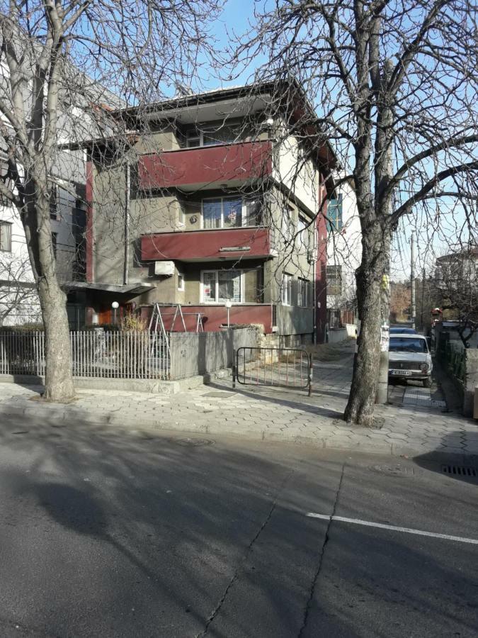 Apart Magic Kurdzhali ภายนอก รูปภาพ